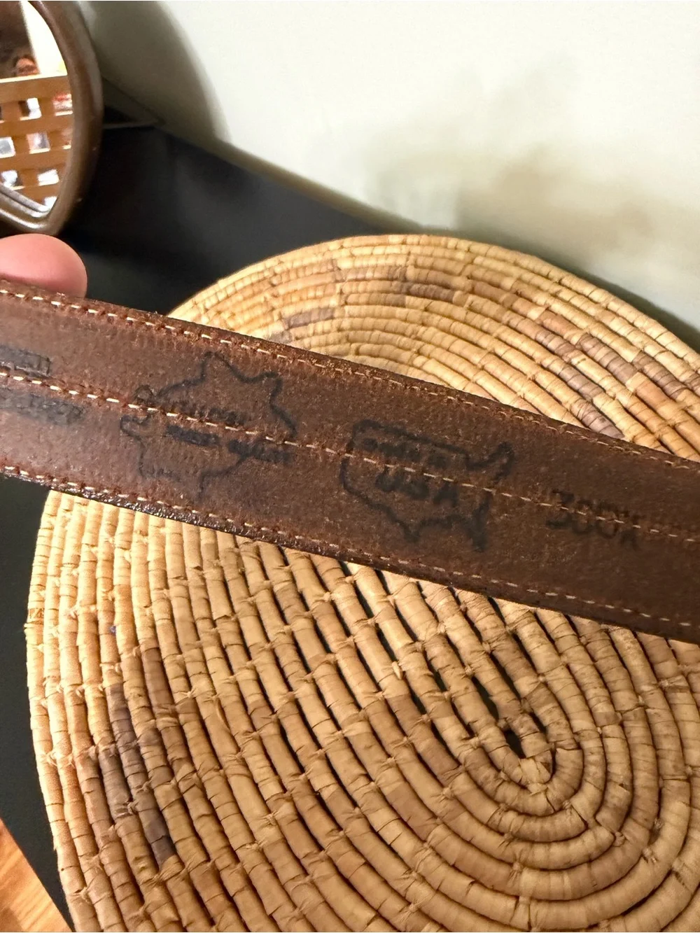 Unisex mahogany brown Leather Belt 34-38” waist